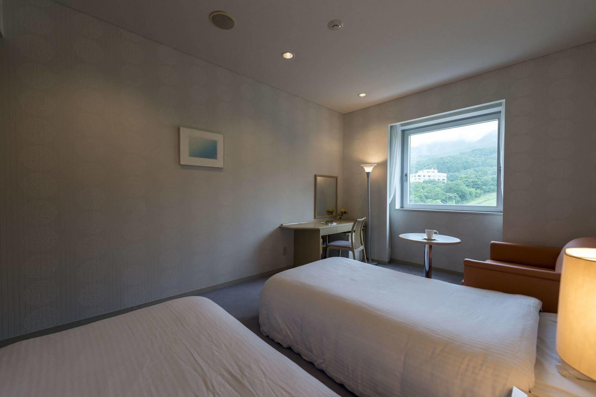 ทากามิยะ โฮเต็ล ริวริคูระ รีสอร์ต Hotel ยามากาตะ ภายนอก รูปภาพ