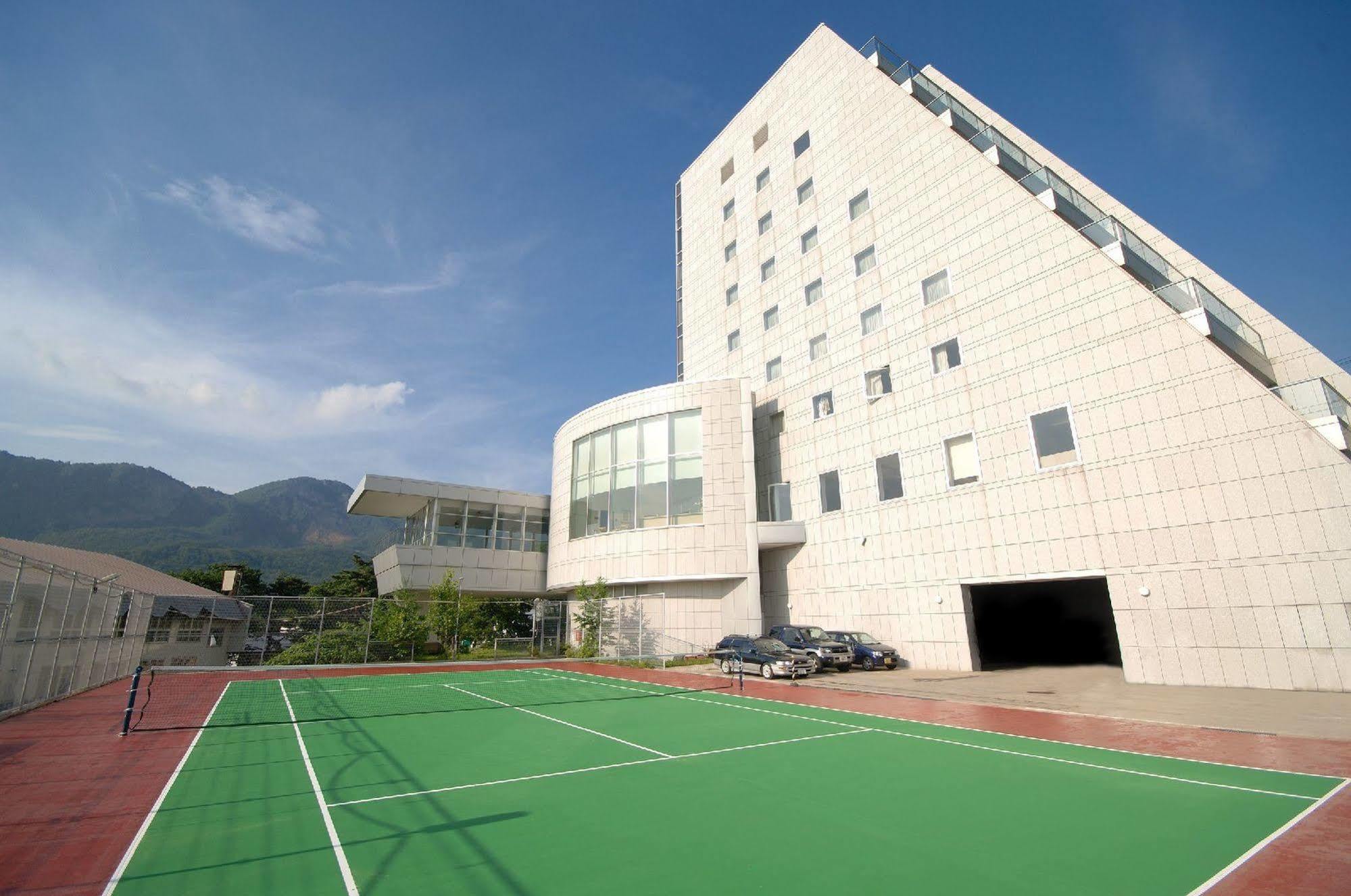 ทากามิยะ โฮเต็ล ริวริคูระ รีสอร์ต Hotel ยามากาตะ ภายนอก รูปภาพ